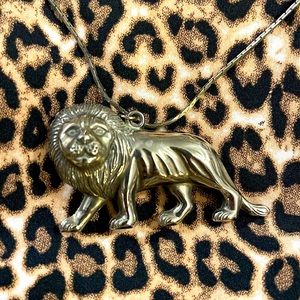 Silver Tone Vintage Lion Charm Pendant (With Silver Tone Cable Chain Necklace